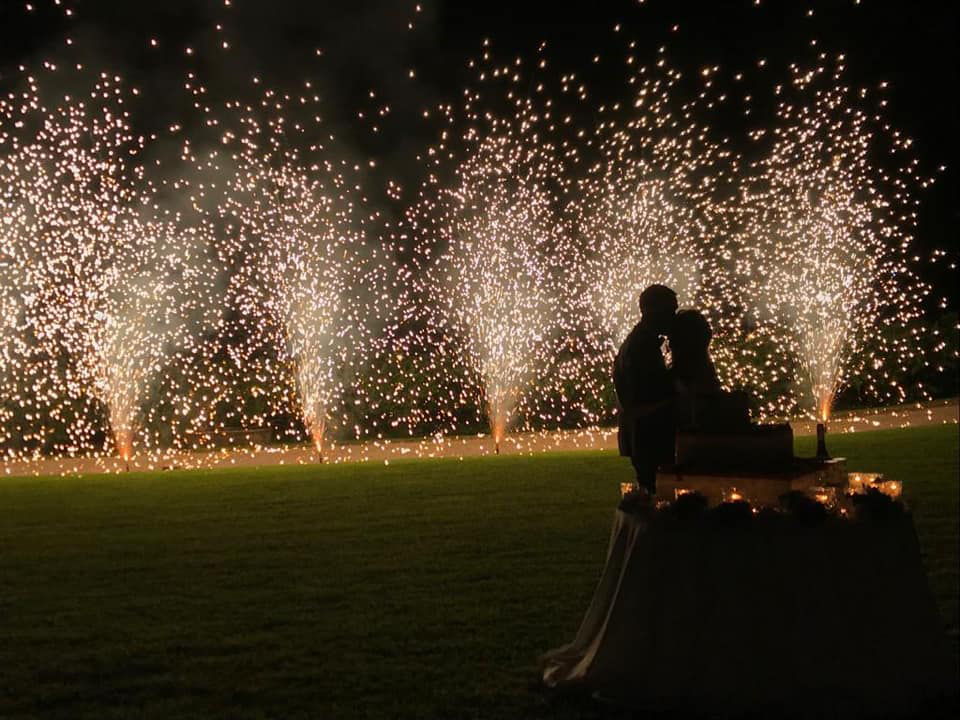 Un finale unico con i fuochi d'artificio Blog - The Real Wedding